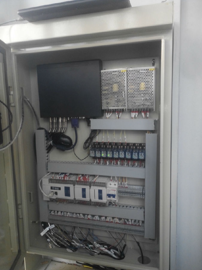 門式起重機監(jiān)控系統(tǒng)現(xiàn)場照片十一